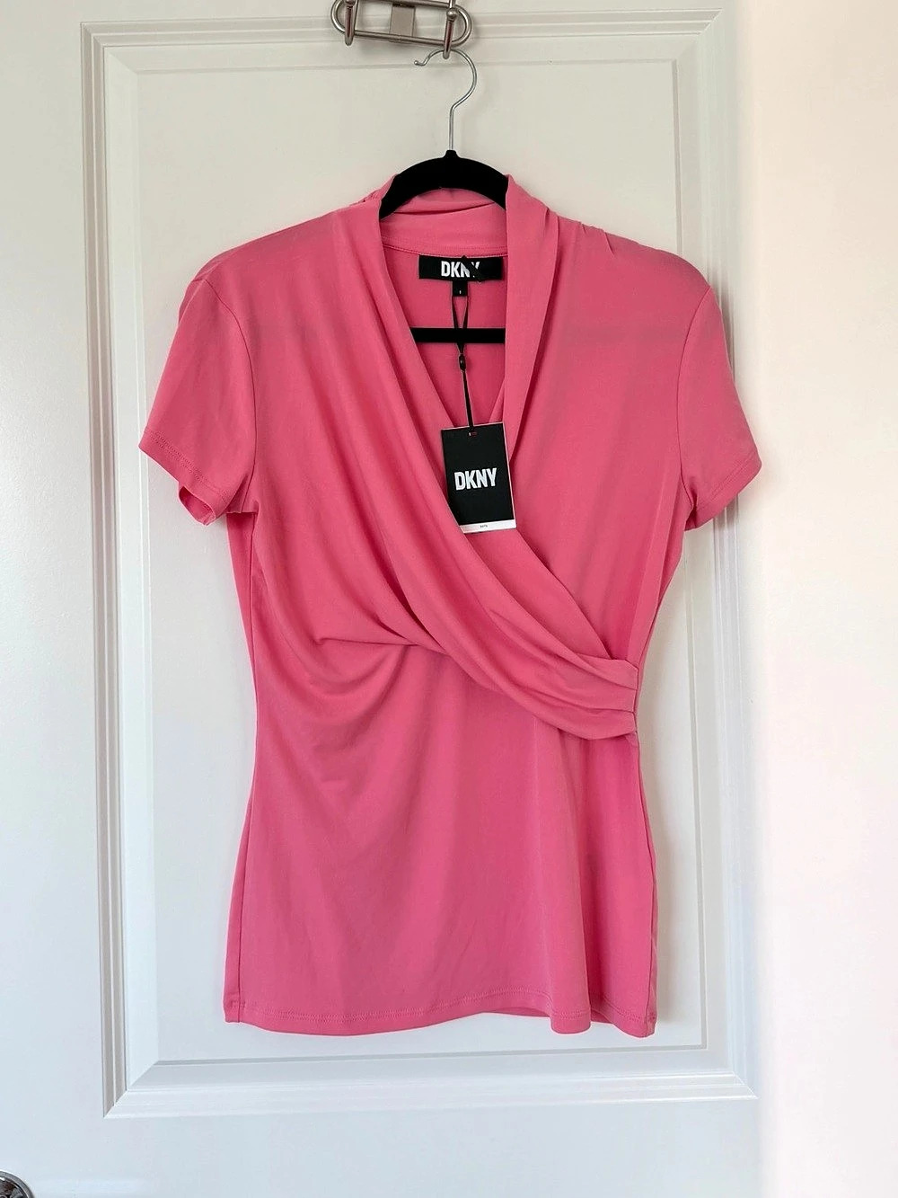 DKNY Jane Jersey Wrap Front Top in Pink Size Small NWT